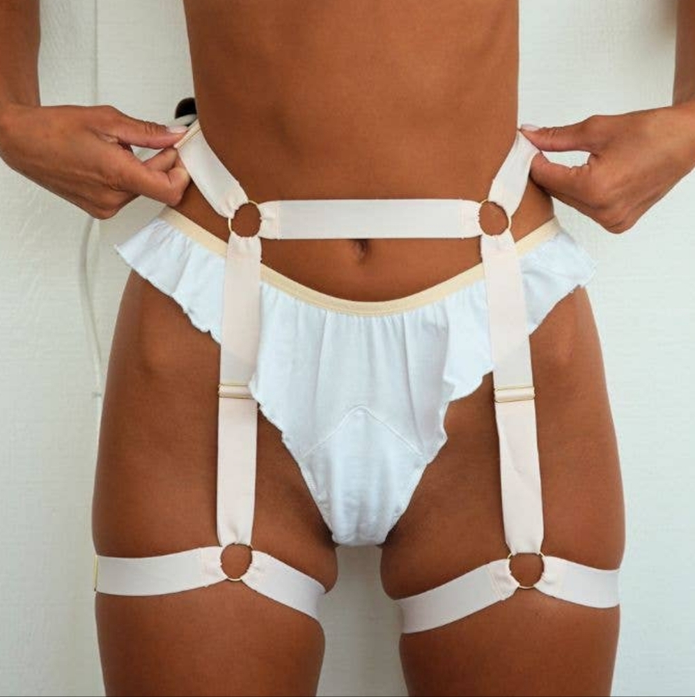 We Are HAH Garter - Au Naturale